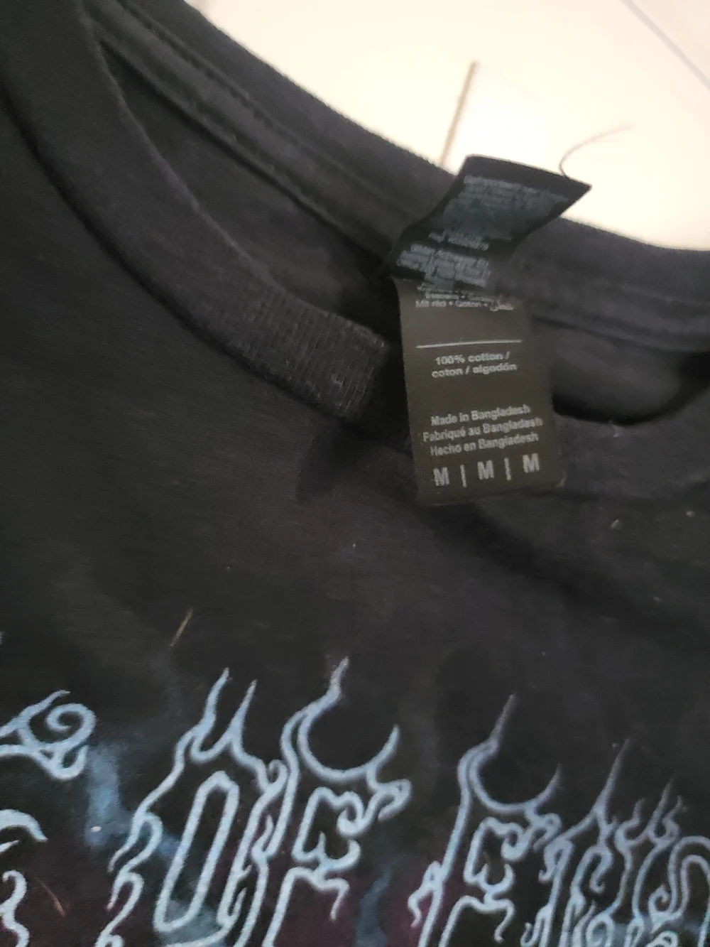 Gildan Black Cradle of Filth Graphic Tee with Red and Blue Accents - Picture 3 of 5